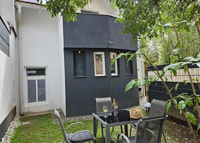 Lendhaeuschen קלגנפורט