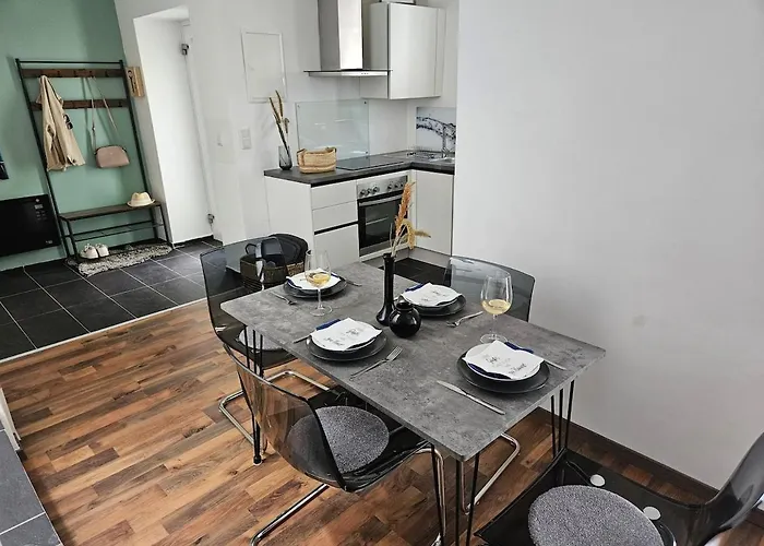 Lendhaeuschen בית נופש